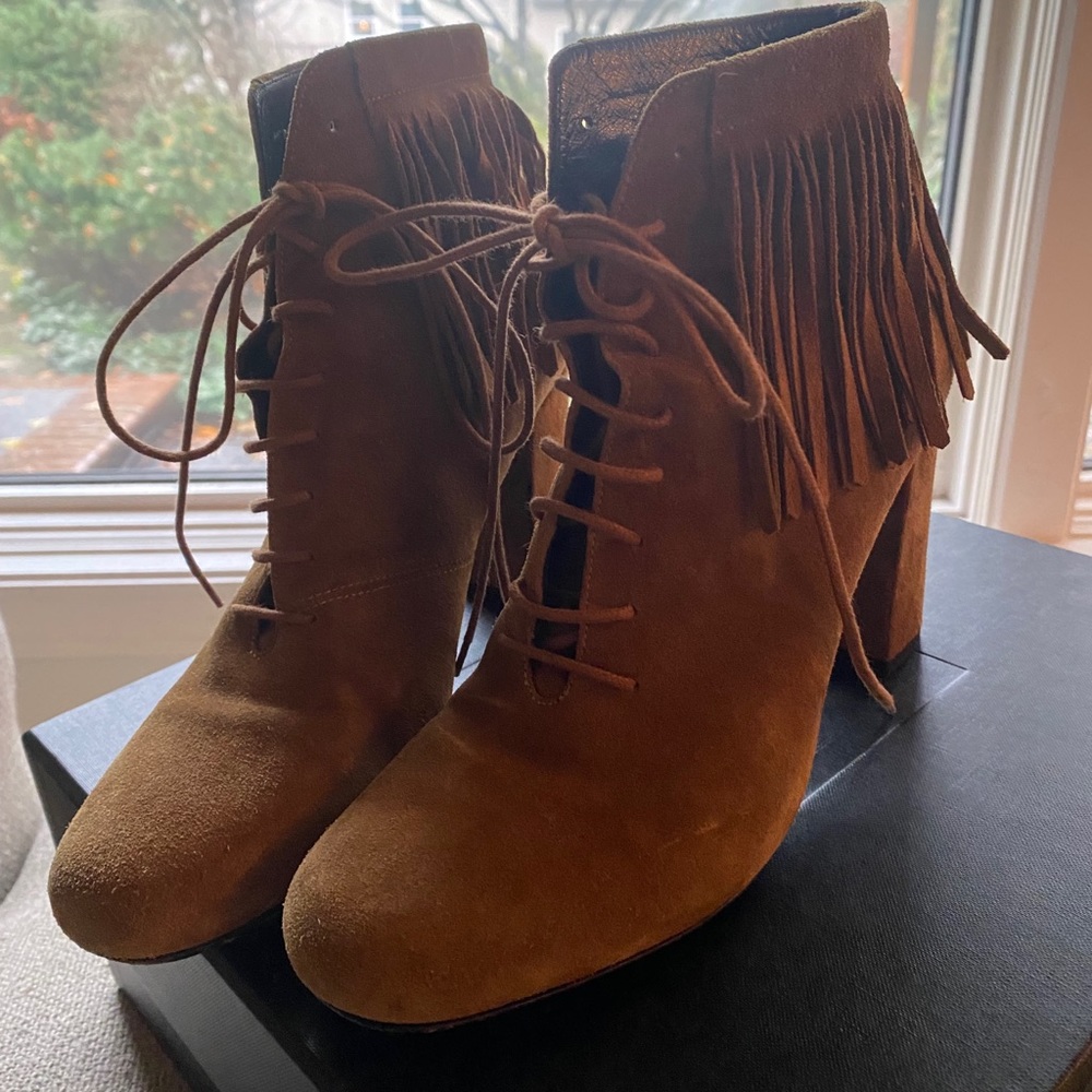 Saint Laurent “Babie” suede Fringe Bootie